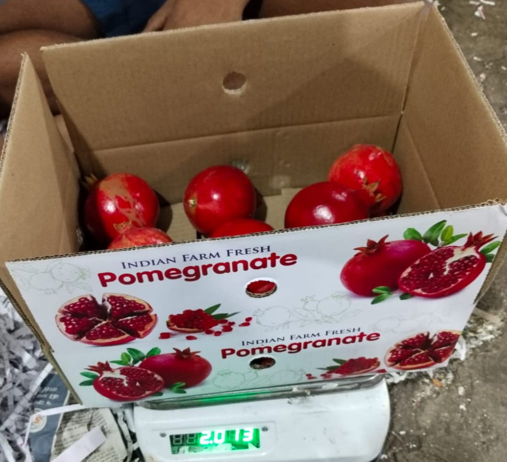 Box weighing for pomegranate import and export 